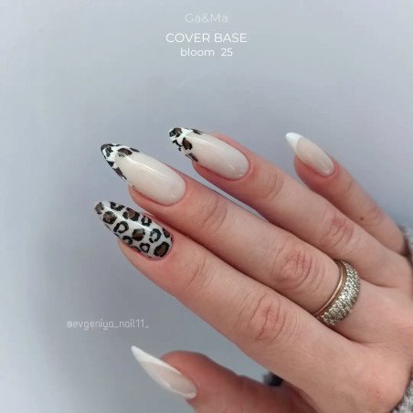 Cover base 025 Bloom